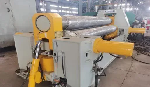 Looking to Buy a 3 Roller Bending Machine? Here's What You Need to Know - 翻译中...