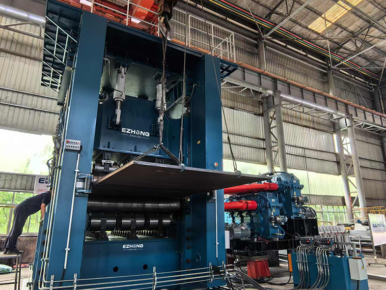 Caratteristiche chiave di una moderna livellatrice per lastre